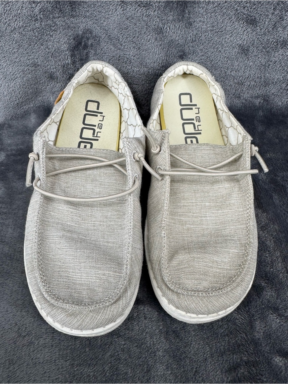 Girls Hey Dude Wendy Youth Linen Beige Slip On Loafer Shoe Size Y1
